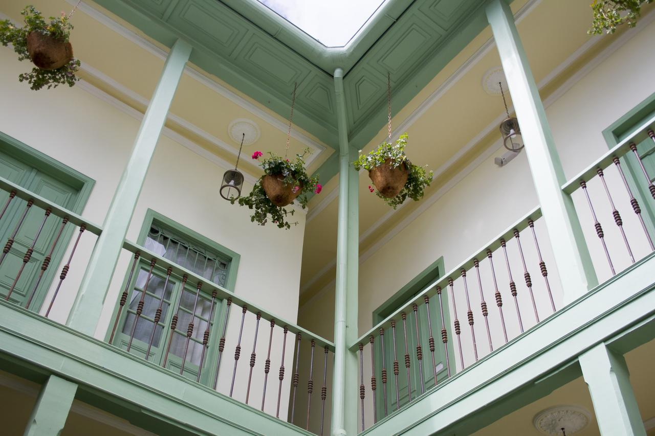 Hotel Casa De La Vega Богота Екстериор снимка